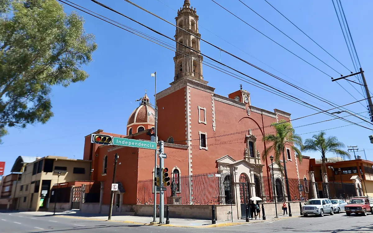 BARRIO DE SAN MIGUEL- Fco Meza - El Sol de Leon (1)